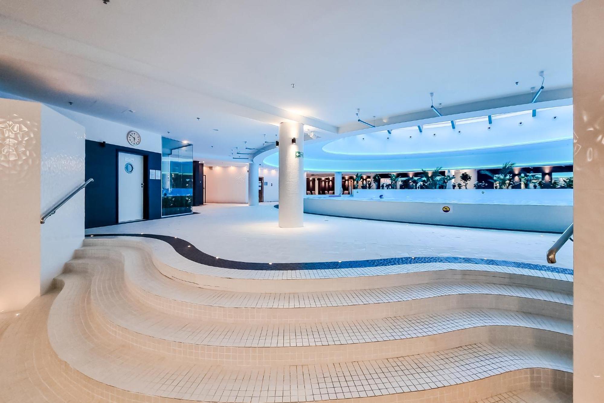 Hanza Tower Apartment No. 524 - Swimming Pool, Jacuzzi, Balcony Szczecin Exterior photo